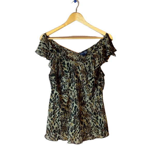 SHEER CHEETAH PRINT TOP!! - Picture 1 of 6